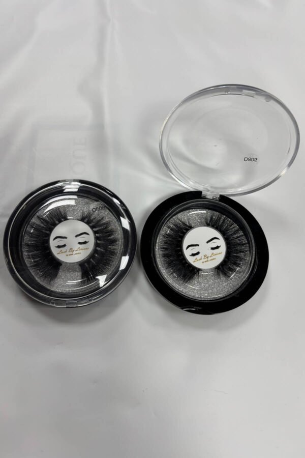 Lashes by Licious - Image 2