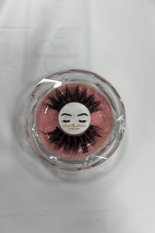 Lashes by Licious - Image 4